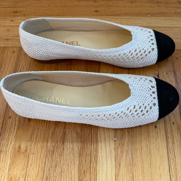 Chanel crochet flats size 40 - Picture 2 of 5